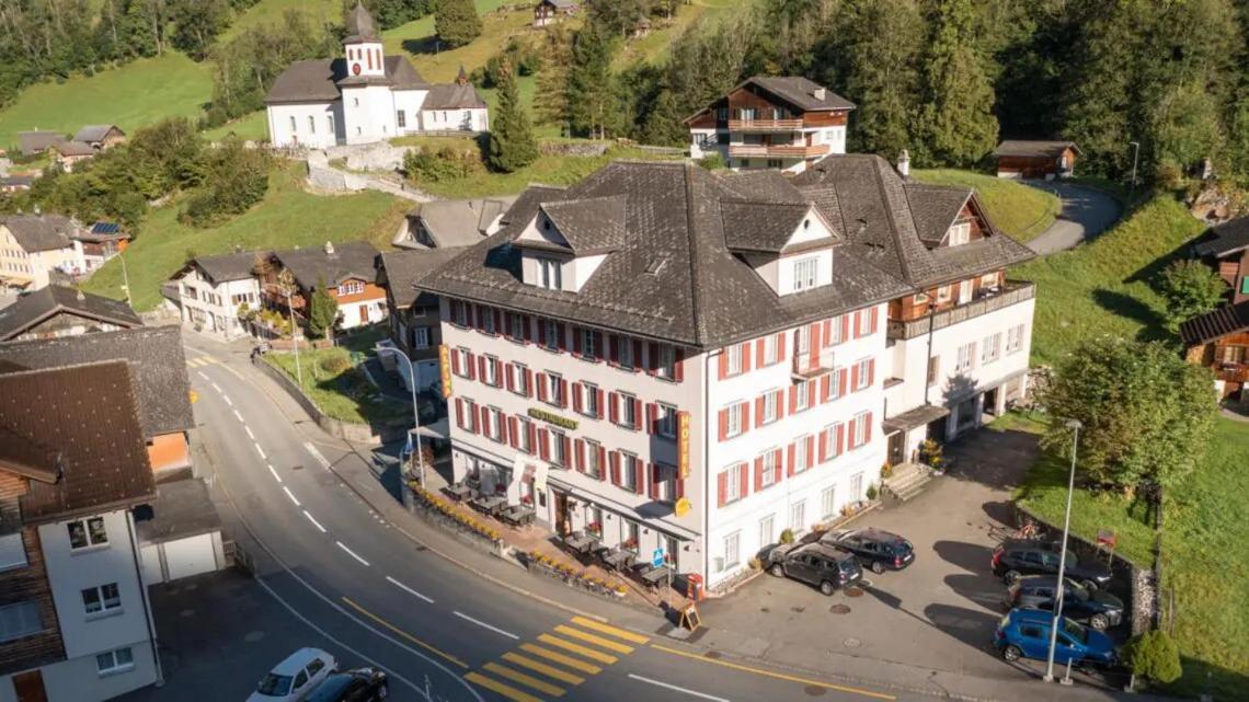 Hotel Alpina Unterschächen Eksteriør bilde