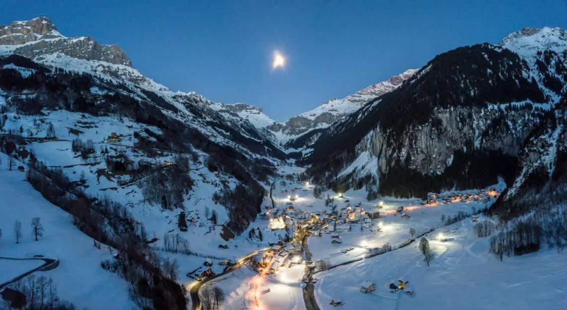 Hotel Alpina Unterschächen Eksteriør bilde